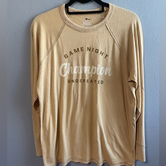 NWOT Aerie Game Night distressed oversized long sleeve pullover top. Size XS. - Picture 1 of 6